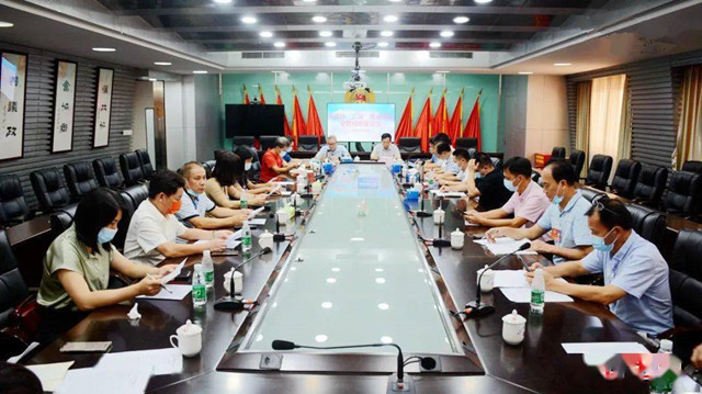 電白區(qū)政協(xié)委員調(diào)研圖書館、綜合檔案館和規(guī)劃展覽館設(shè)計建設(shè)情況