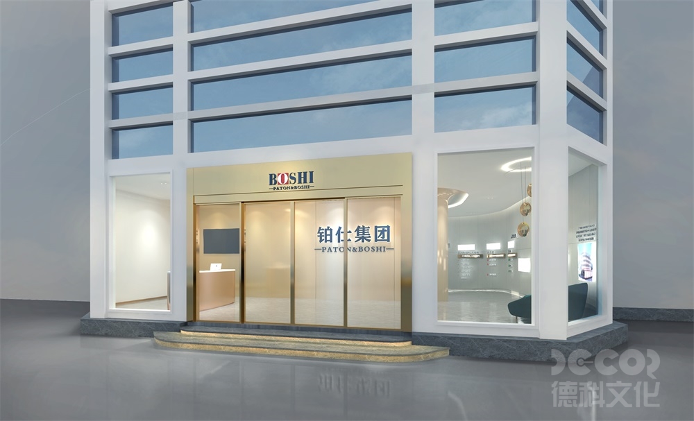 在服飾展館展廳設(shè)計中，如何考慮到觀眾的不同需求和身體特點