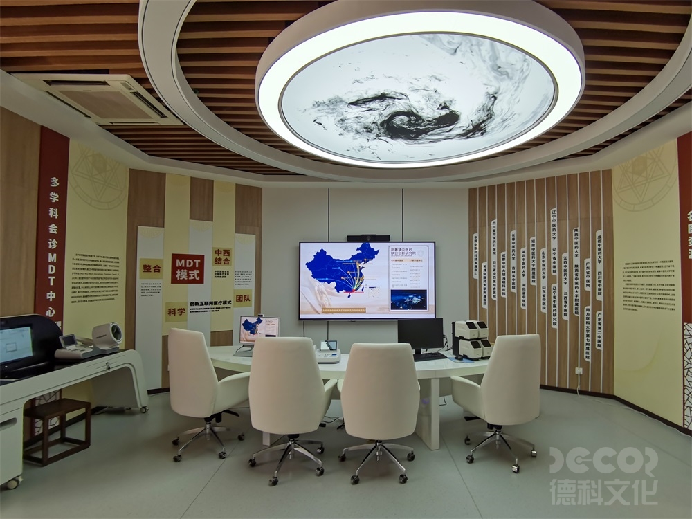 展廳裝修公司如何應(yīng)對(duì)展廳裝修中的展覽導(dǎo)覽和解說設(shè)計(jì)？