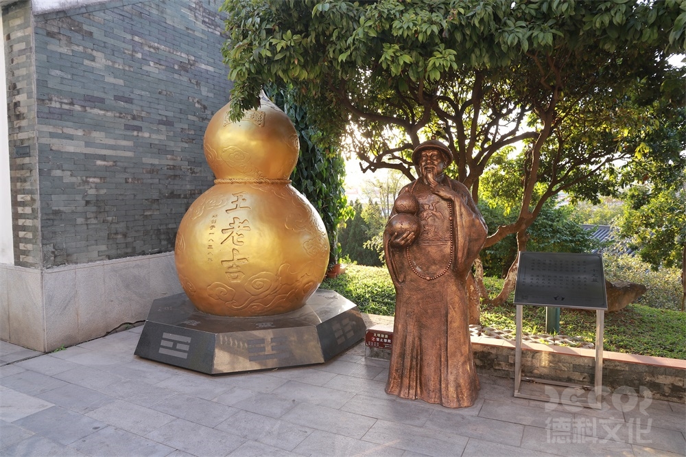 園藝展館設(shè)計(jì)中如何考慮植物的生長(zhǎng)周期和需求？