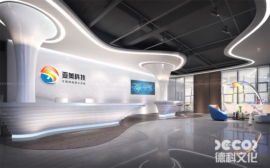 在汽車展廳裝修中，如何合理利用空間以展示更多車輛？