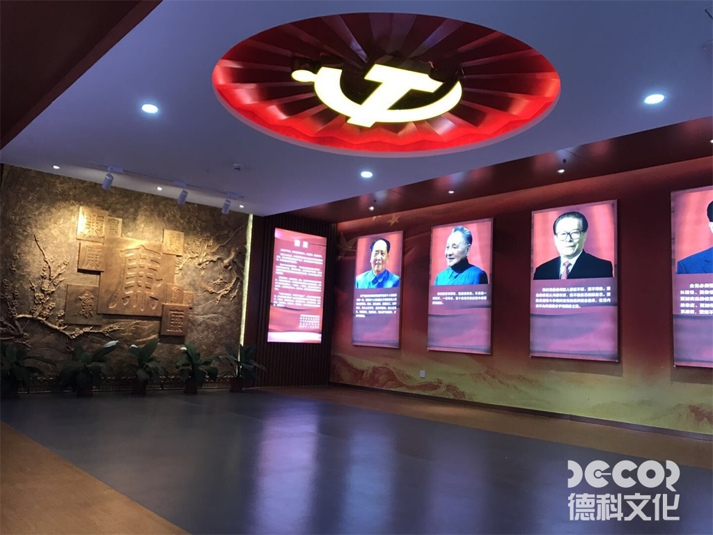 在黨政展廳設(shè)計(jì)中，如何運(yùn)用情感元素？