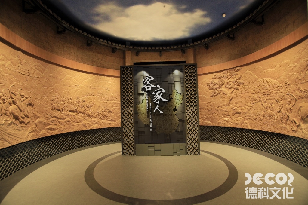 文化藝術(shù)類展覽廳設(shè)計如何通過鏡面擴(kuò)展空間視覺？